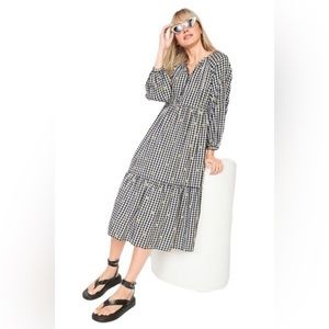 Old navy black and white gingham embroidered daisy dress